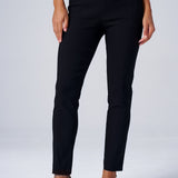 Slim Ankle Magic Pant in Black