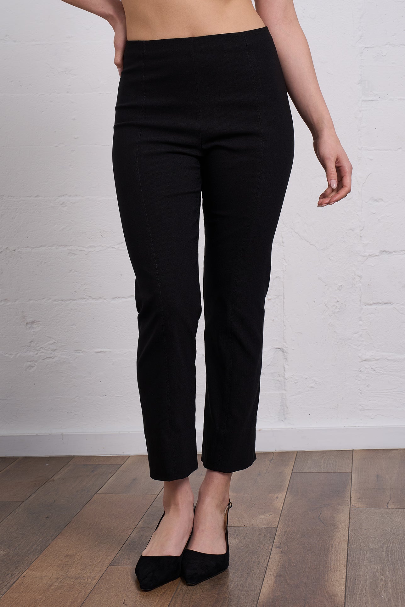 Cropped Magic Pant