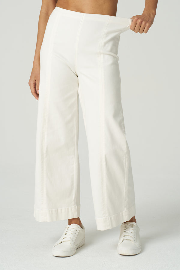 Wide Leg Cropped Jean