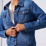 Classic Stretch Denim Jacket in Classic Wash