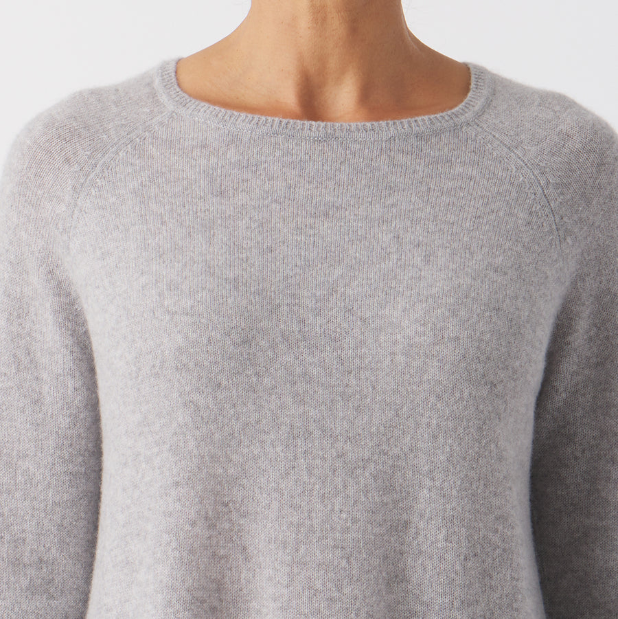 A wide ribbed crew