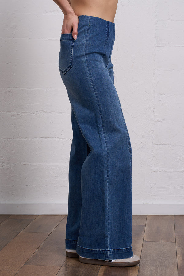 Wide Leg Stretch Jean