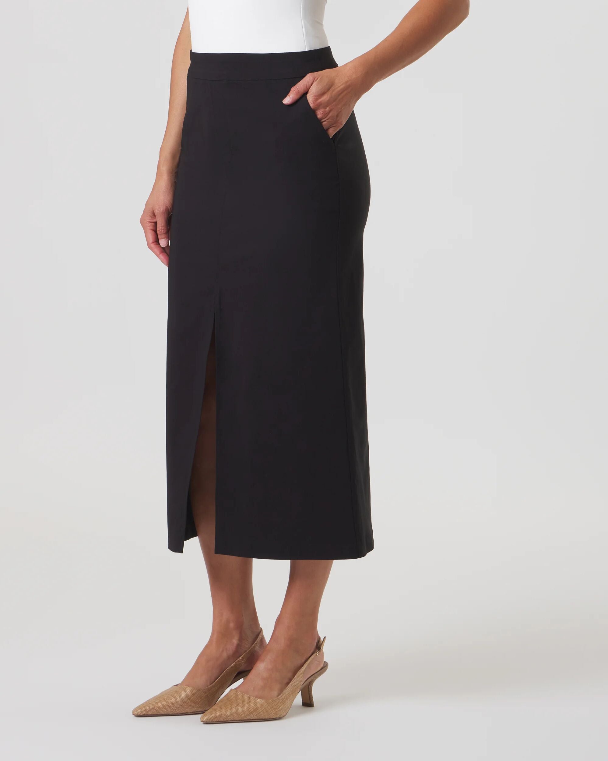 All-Season Avenue Skirt