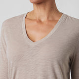 Slub Jersey Long Sleeve V-Neck Tee in Sand