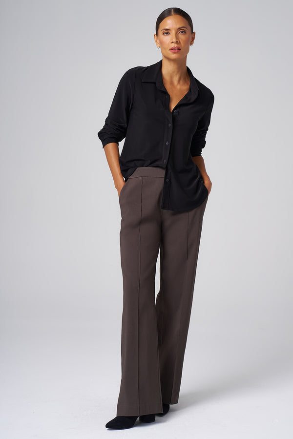 Signature Stretch Wilshire Pant in Loden Brown