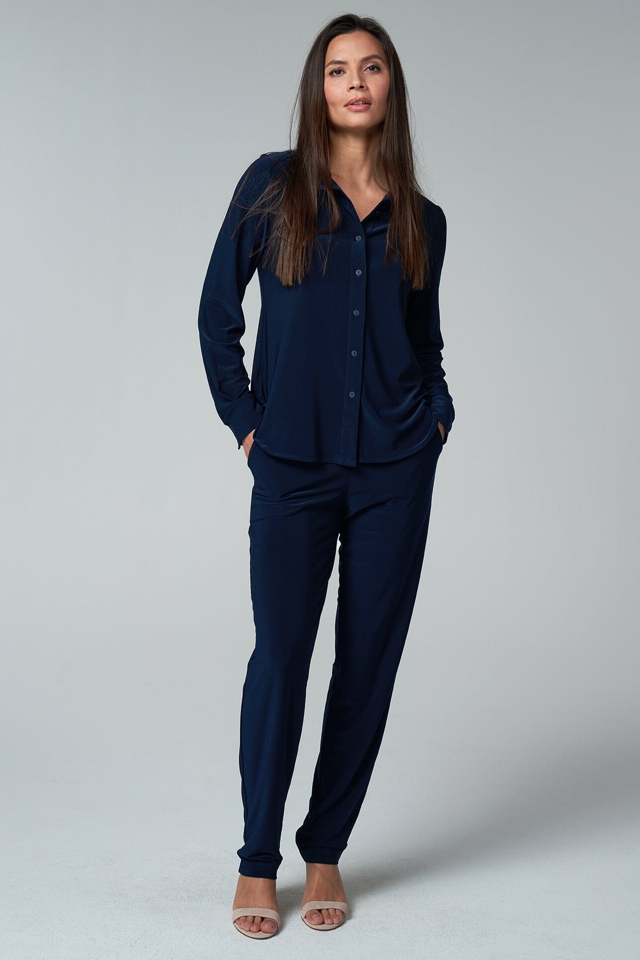 Pants - Essential Slim Pant