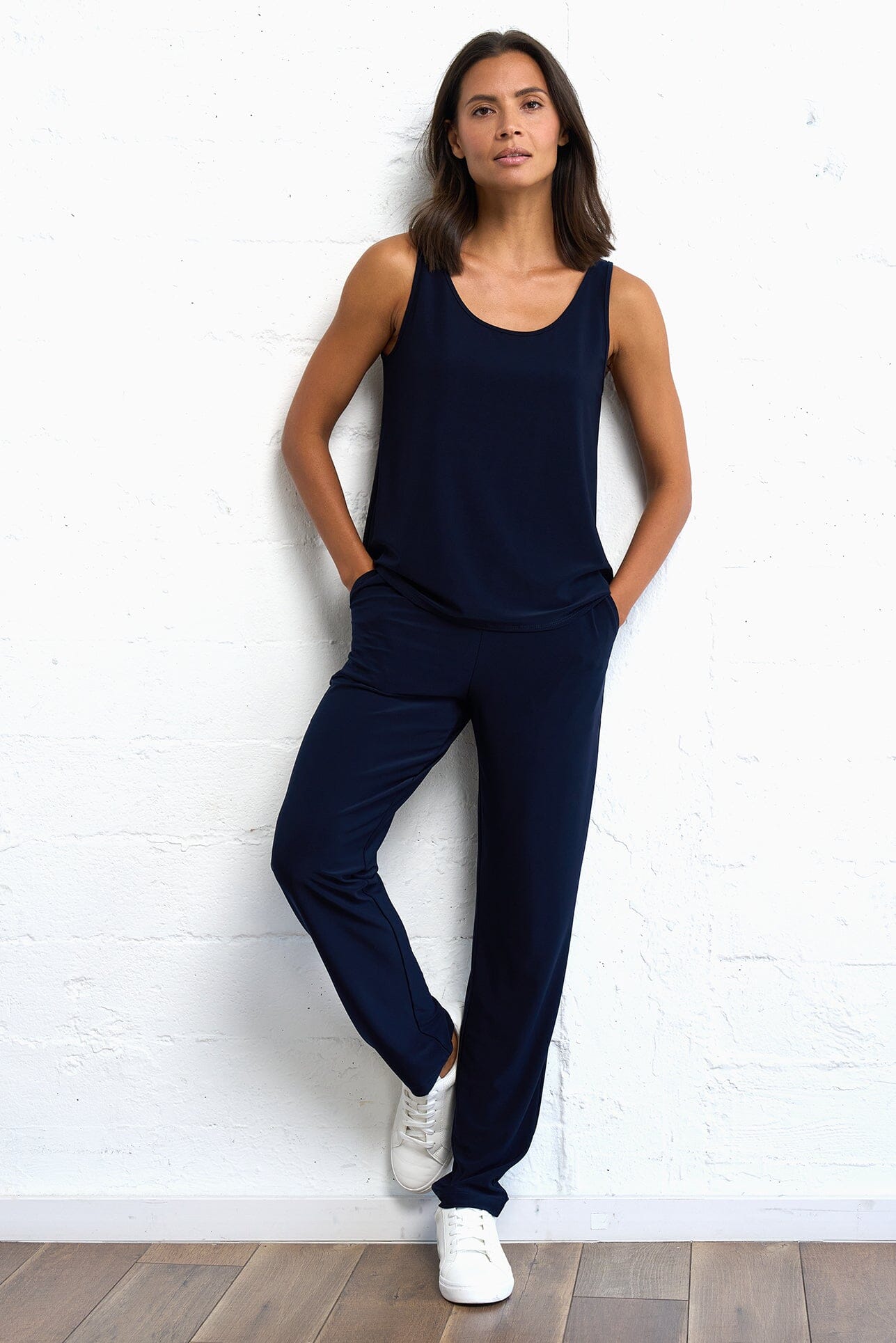 Pants - Essential Slim Pant